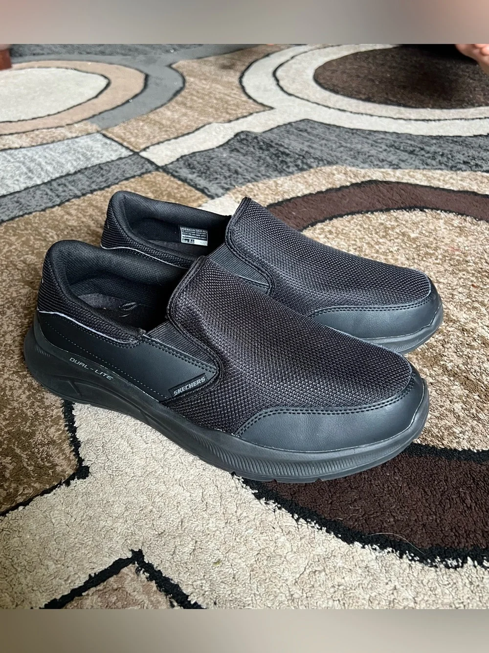 Men’s Skechers Relaxed Fit Equalizer Slip On Size 10.5